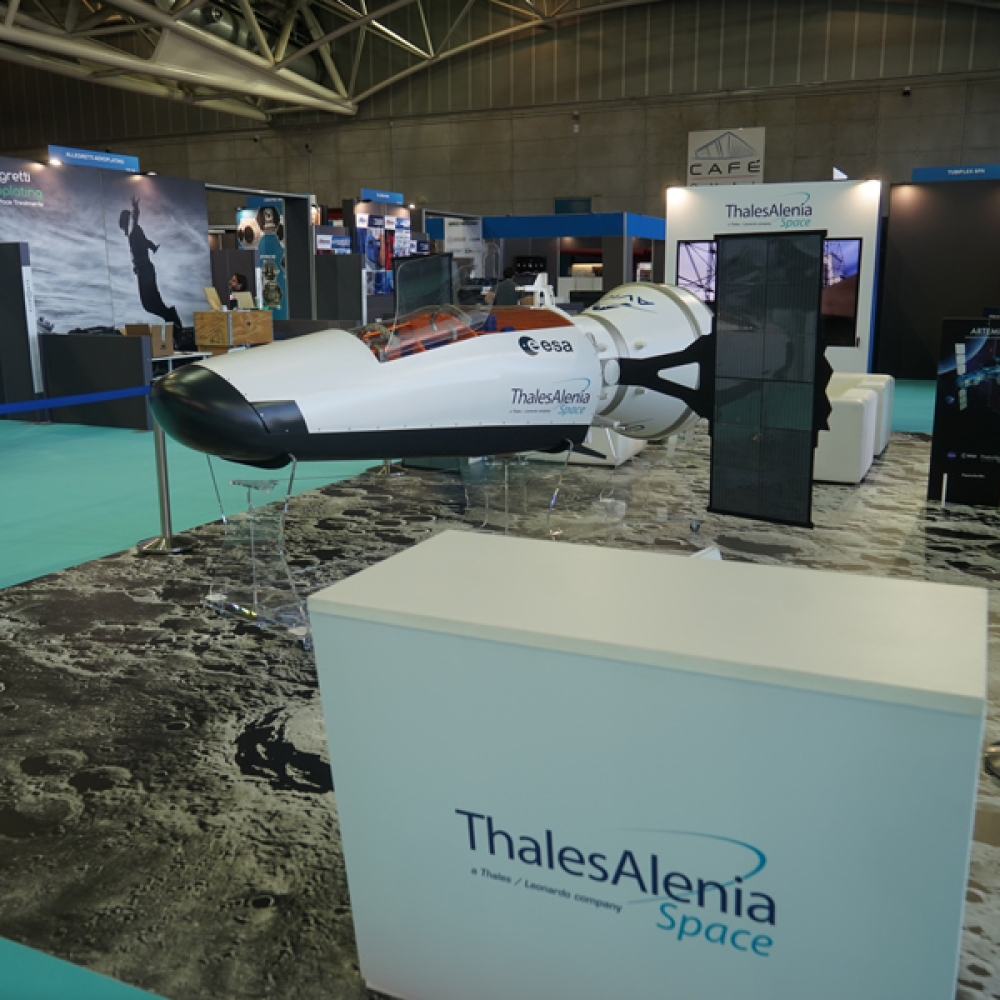 Thales 2.jpg